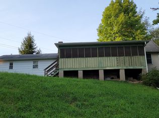 633 Plank Rd, Beach Lake, PA 18405