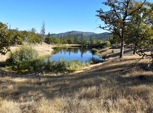 20618 Sawyer Rd, Shady Cove, OR 97539