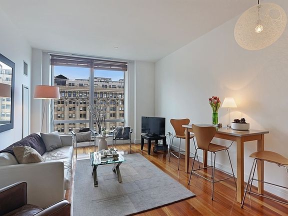 3rd image of 30 West St APT 3D