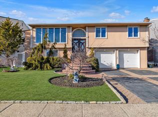 909 Gerry Avenue, Lido Beach, NY 11561