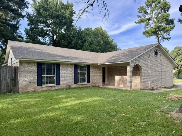 4204 Marcell Cir E, Texarkana, TX 75503