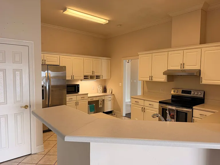 2516 Country Club Dr — Photo 13