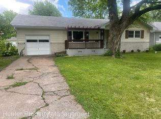 1920 S Delaware Ave, Springfield, MO 65804