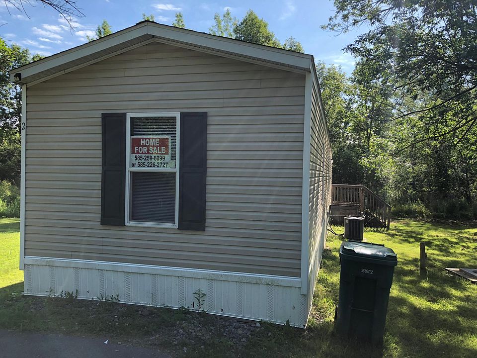 2nd image of 8008 Ridge Rd
