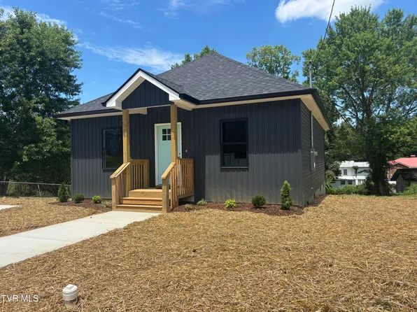 506 W Highland Rd, Johnson City, TN 37604