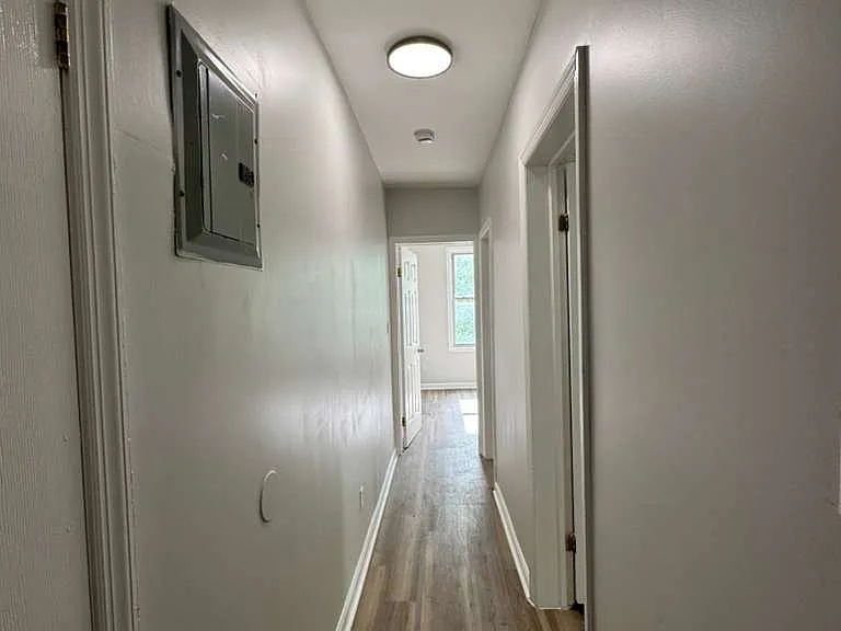 140 Johnson Ave #1 — Photo 12