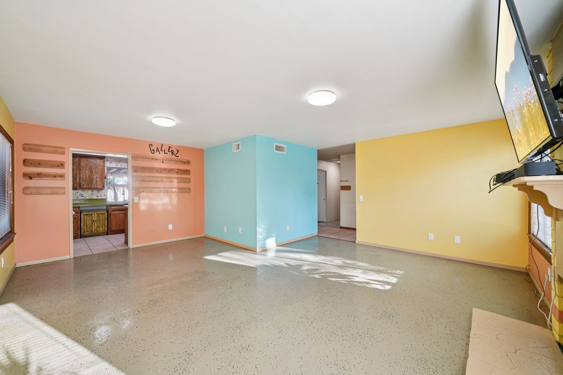 next background image