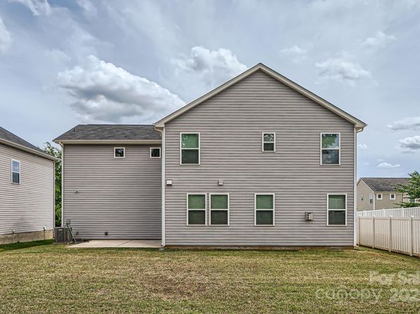 8726 Addingham Dr, Charlotte, NC 28269