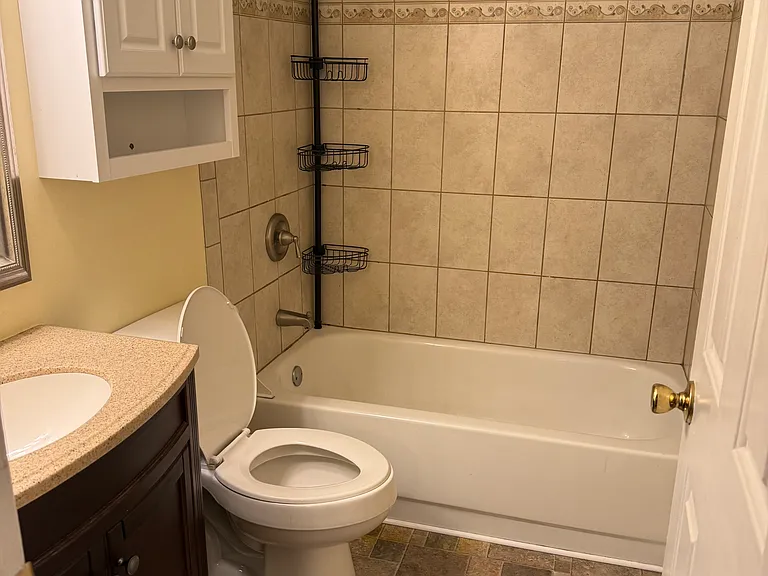 210 N Kent St #A — Photo 11