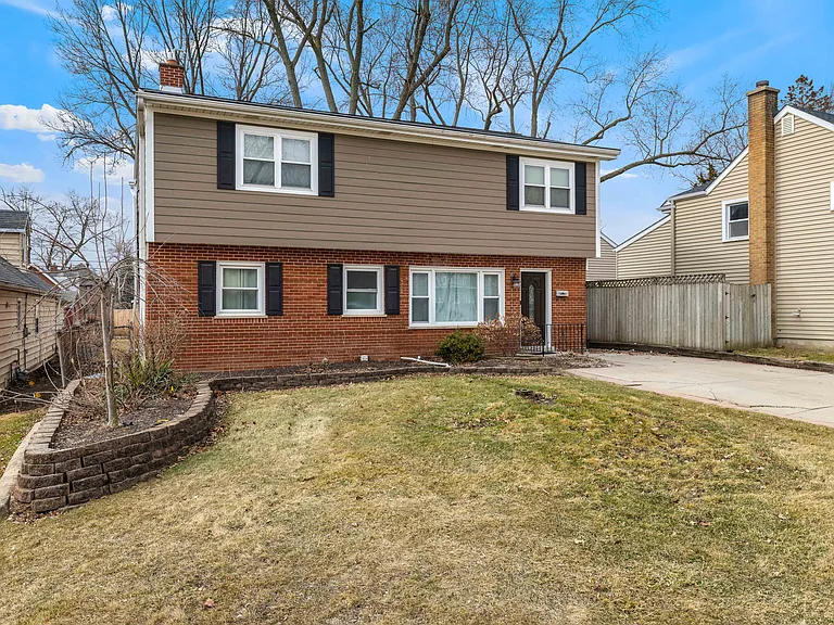 424 W Avery St — Photo 7
