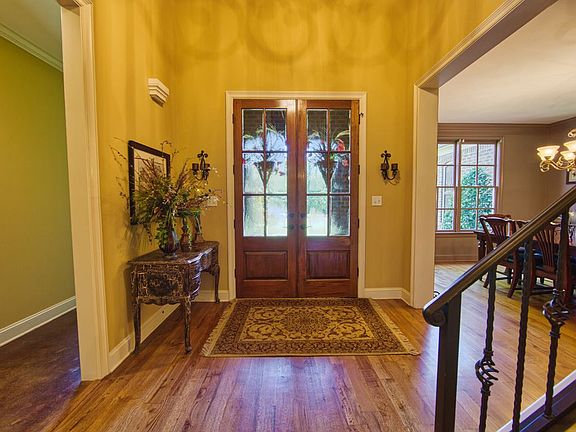 3rd image of 45 Water Oak Cir