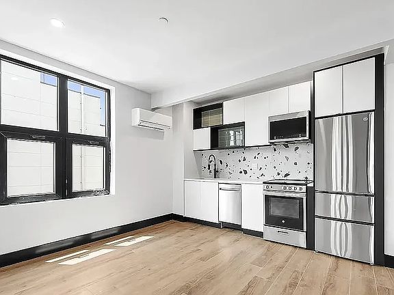 2nd image of 816 New York Ave #2C