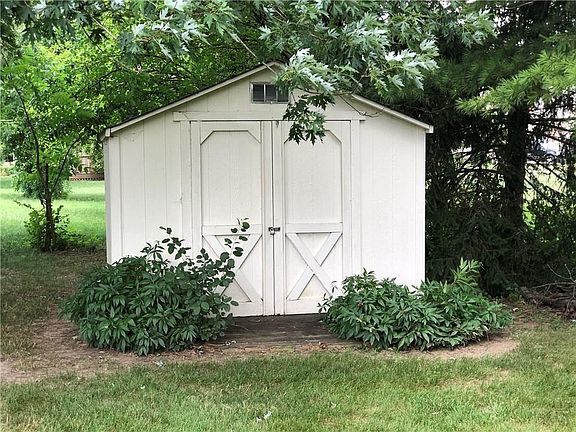 5th image of 2511 Harrow Ct