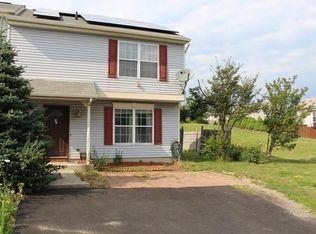 37 Marian Ct, Warwick, NY 10990