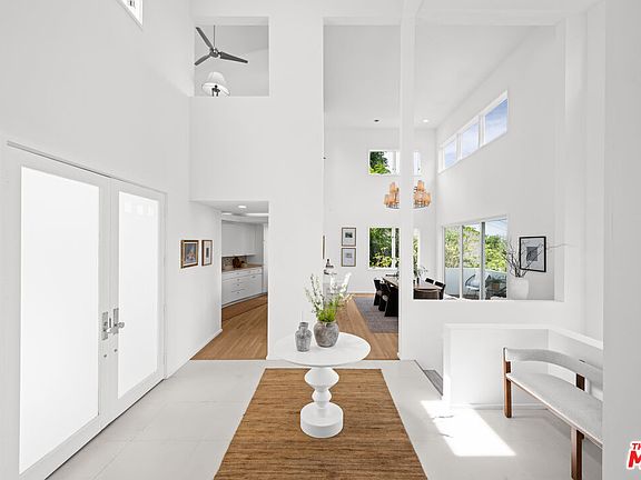 3rd image of 6969 Woodrow Wilson Dr