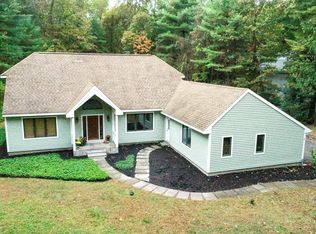 3 Essex Ct, Farmington, CT 06032