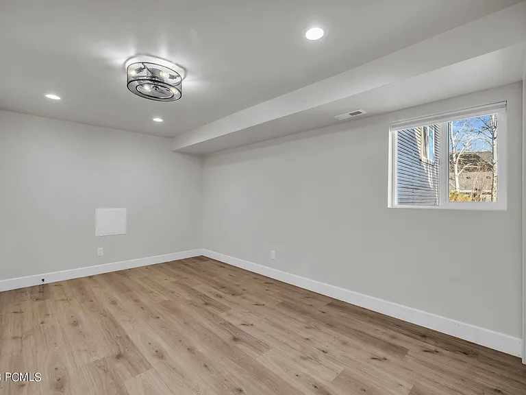 6236 N Countryside Cir — Photo 17