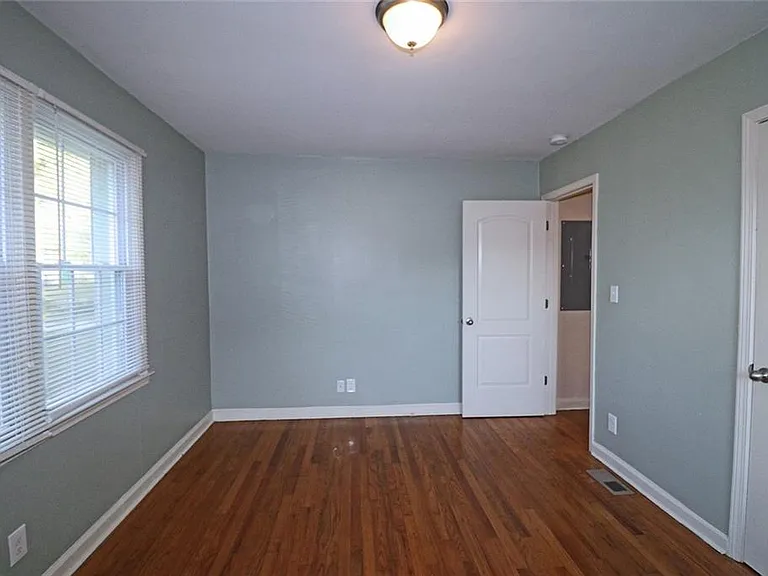 1761 Terry Mill Rd SE — Photo 9