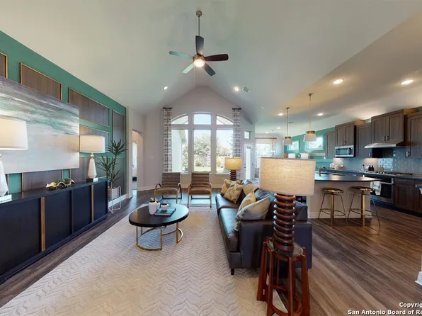 1741 Hidden Fox, New Braunfels, TX 78132