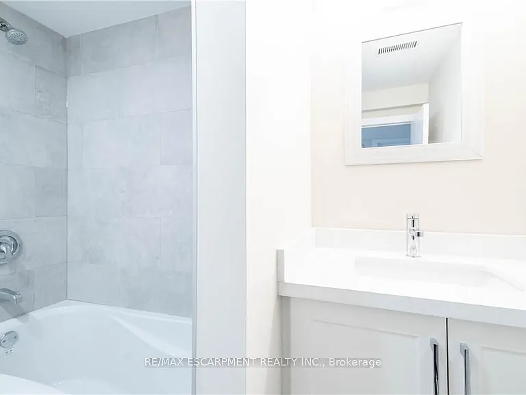 196 Upper Paradise Rd #2 — Photo 20