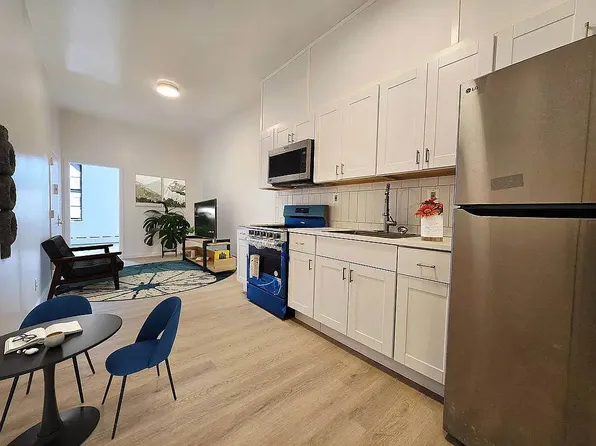 4814 5th Ave #3, Brooklyn, NY 11220