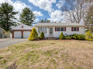 27 Arnold St, Ludlow, MA 01056