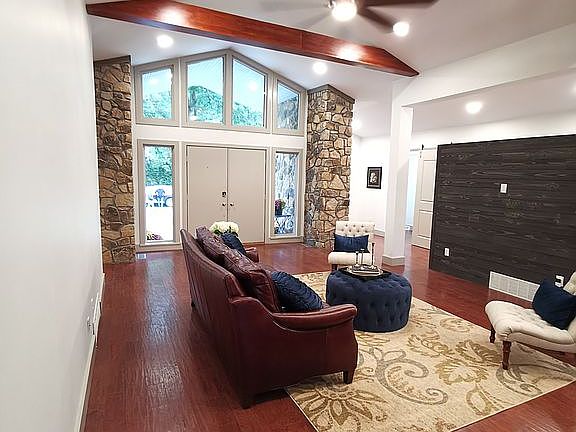 5th image of 6 Gatewood Dr