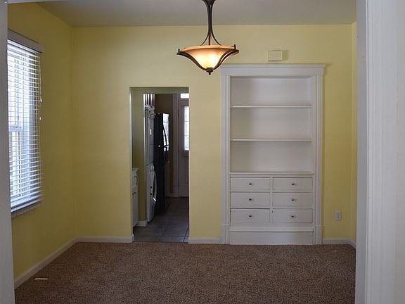 4th image of 1939 Park Ave