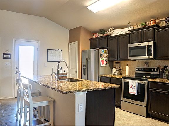 3rd image of 9018 Pepper Grass Ave
