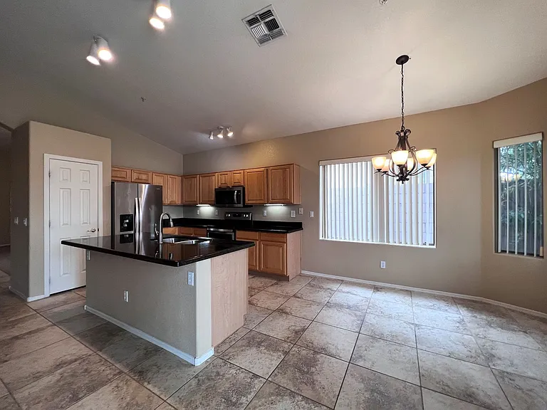 9689 E Friess Dr — Photo 11