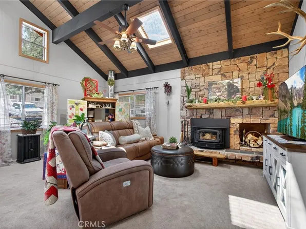1488 Linnet Rd, Wrightwood, CA 92397