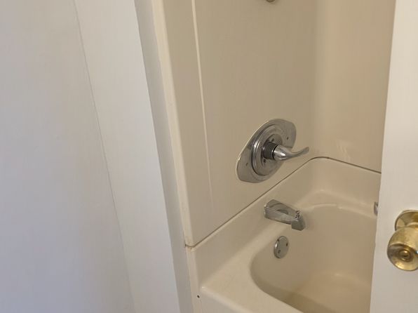 70 North St APT 3