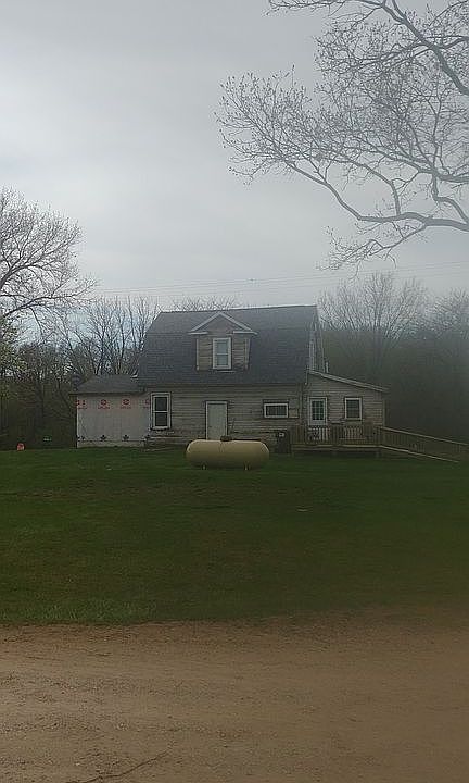 2nd image of 55035 Walterspaugh Rd