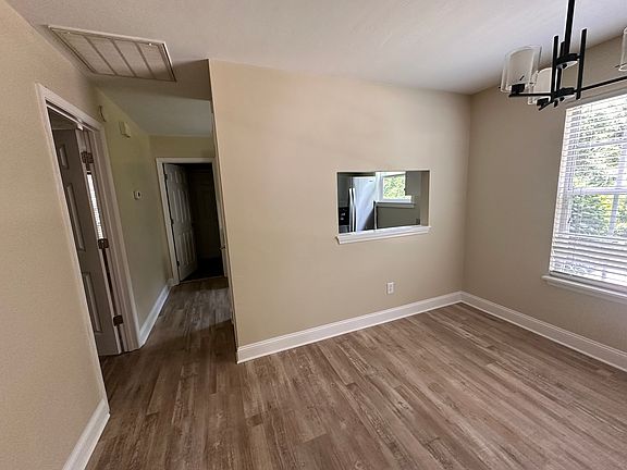 2nd image of 1063 Copper Creek Dr