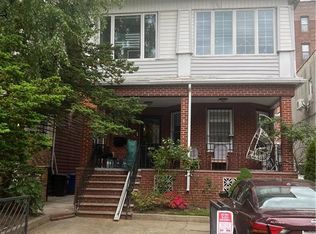 1040 E 15th St, Brooklyn, NY 11230