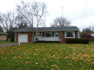 325 Hake St, Fort Atkinson, WI 53538