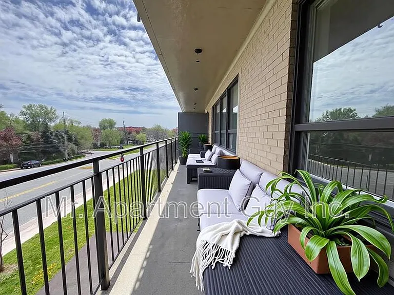 4100 Bathurst St #302 — Photo 6