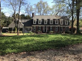 215 Waverly Hall Dr, Roswell, GA 30075