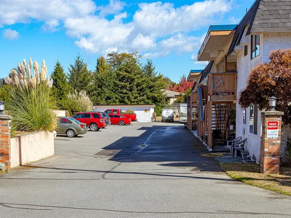 2045 Gatewood Rd #3, Sooke, BC V9Z 0L6