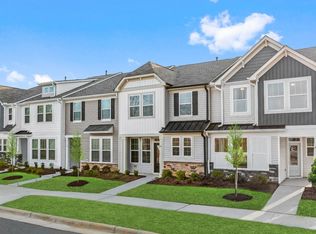 425 Channel Drop Dr, Clayton, NC 27520