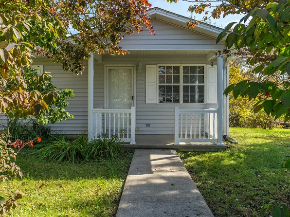 200 Meadow Dr, Tyner, KY 40486