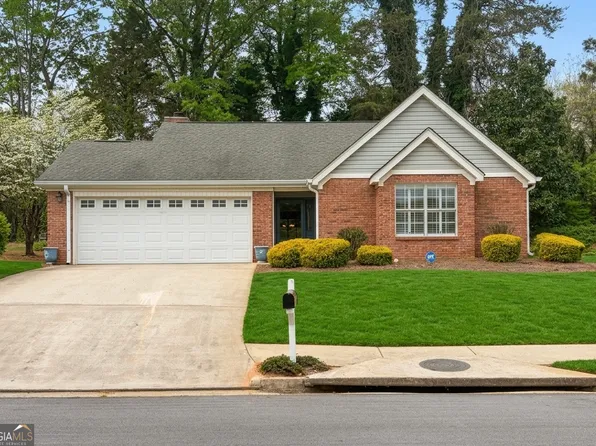 110 Brittany Chase, Fayetteville, GA 30214