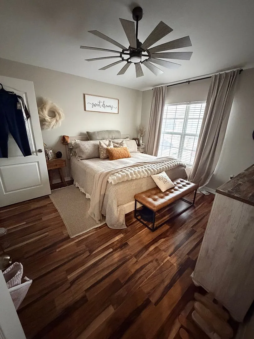 Upgraded Gated-Community Rental Private Balcony & Resort-Style Amenities — Photo 4