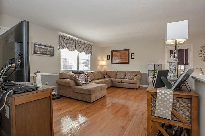 440 Merman Rd — Photo 16