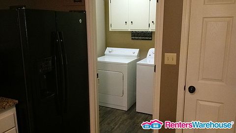 5th image of 1404 N 81st St