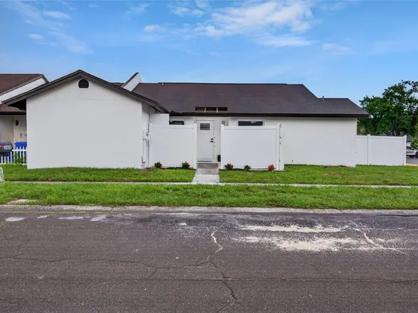 5408 Marlwood Ct, Tampa, FL 33624