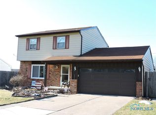 412 Indian Ridge Trl, Rossford, OH 43460