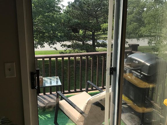 4th image of 15-1224 S Wellington Ct #15