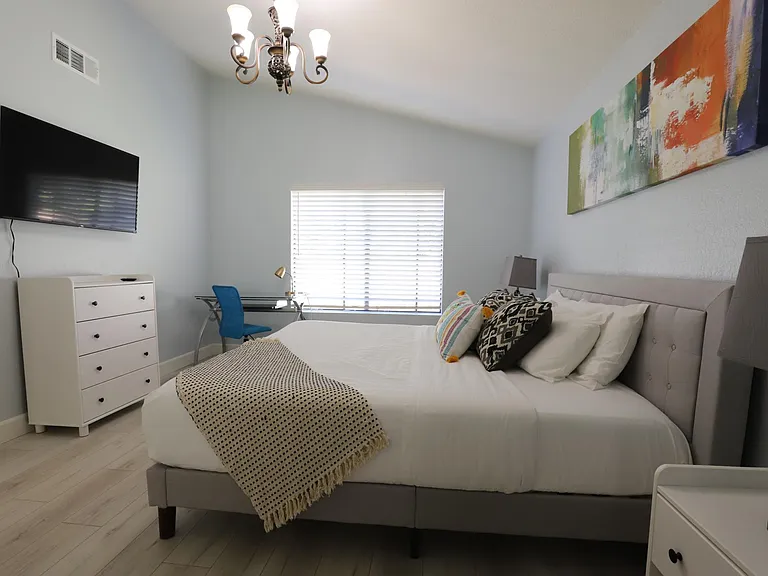 25225 York Cir — Photo 16