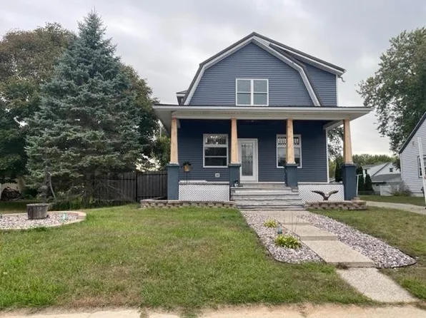 521 S Saint Augustine St, Pulaski, WI 54162